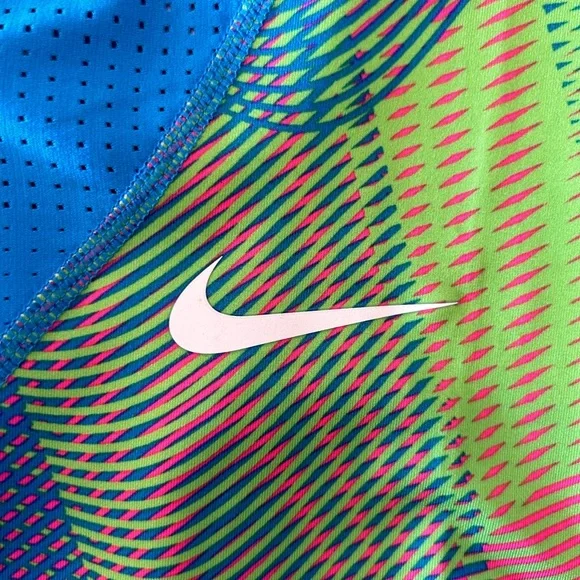 Nike Pro Hypercool High Frequency Training 3/4 Tights - Picture 2 of 7